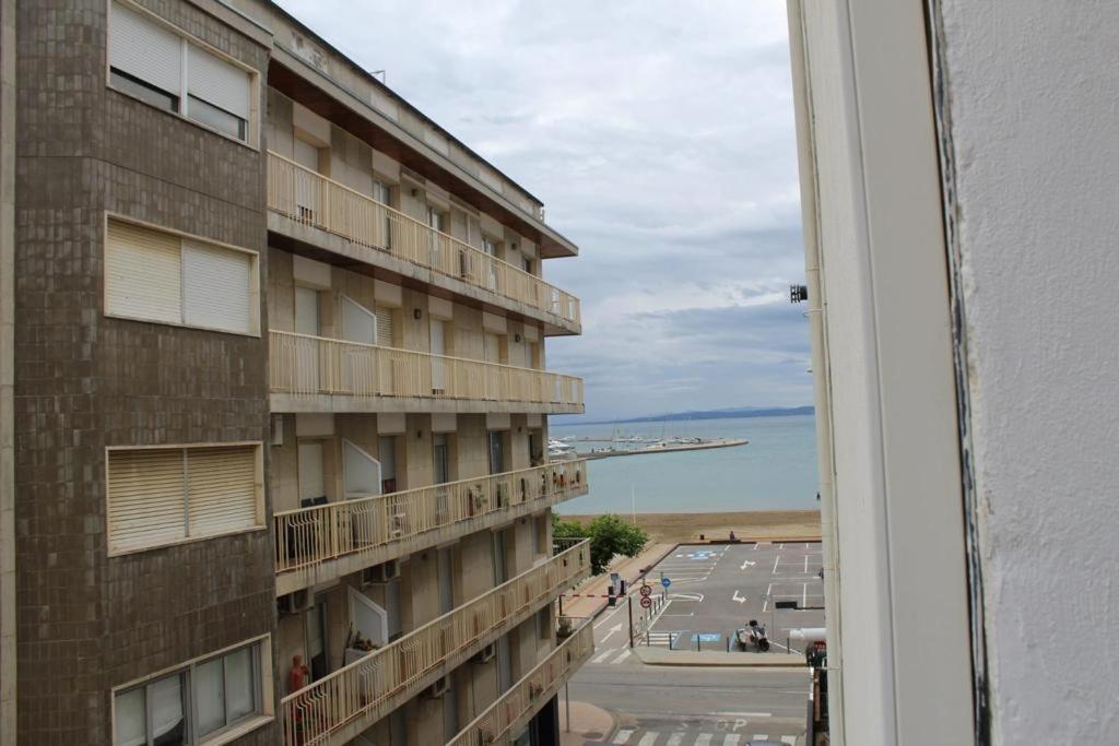 Apartaments Oller Centro Roses Bagian luar foto