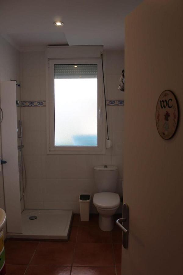 Apartaments Oller Centro Roses Bagian luar foto