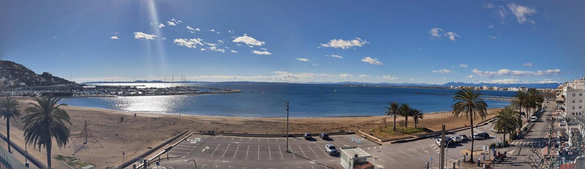 Apartaments Oller Centro Roses Bagian luar foto